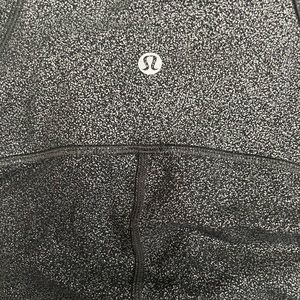 Lululemon special edition cropped legging- metallic with mesh cut outs